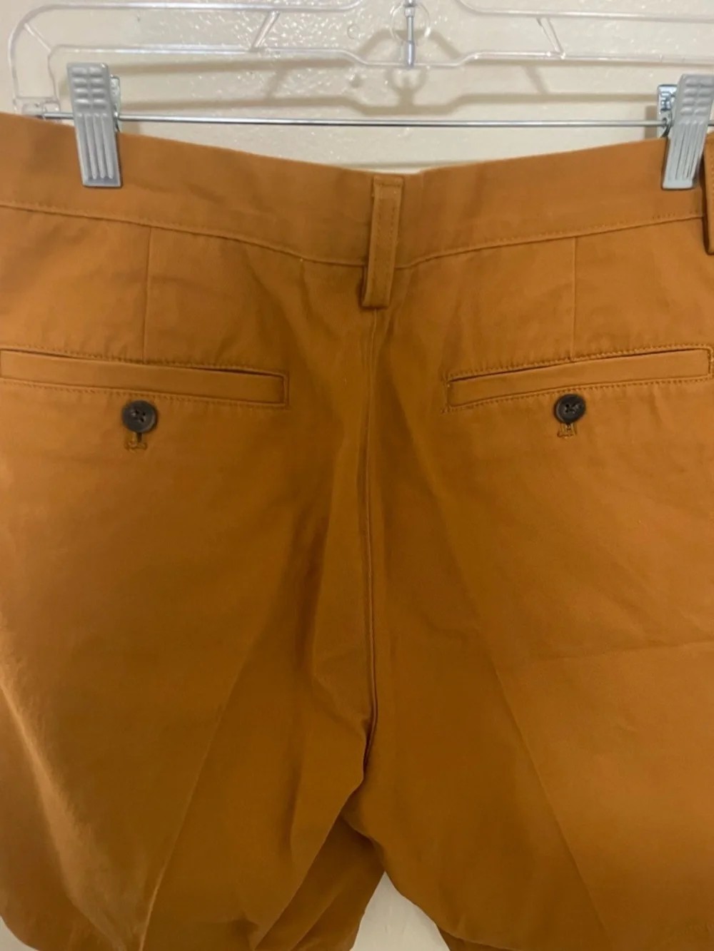 ✨NWT Men’s Amazon Essentials Shorts Size 33